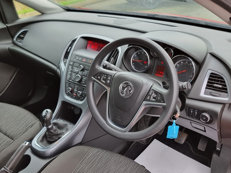 Vauxhall Astra i Design - U7409