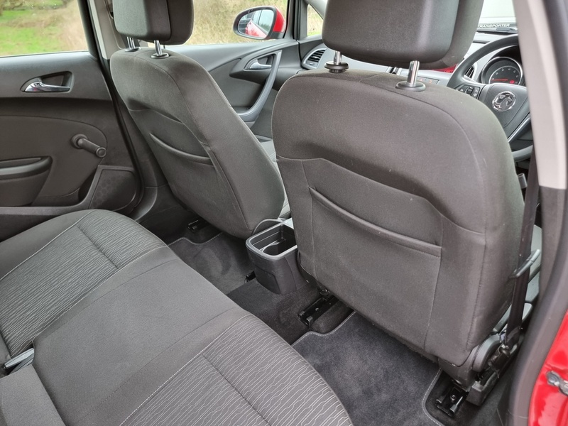 Vauxhall Astra i Design - U7409