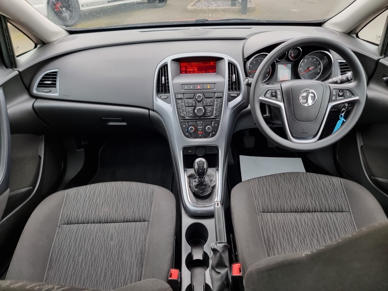 Vauxhall Astra i Design - U7409