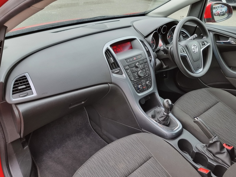 Vauxhall Astra i Design - U7409