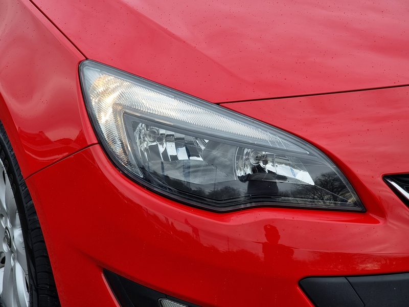 Vauxhall Astra i Design - U7409