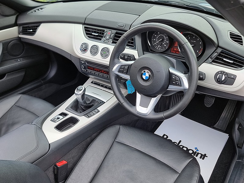 BMW Z4 20i - U7414