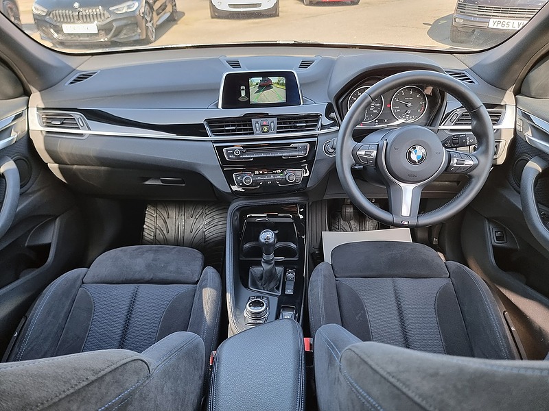 BMW X1 18d M Sport - U7420