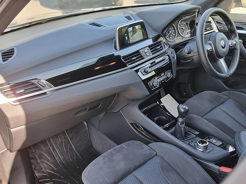 BMW X1 18d M Sport - U7420