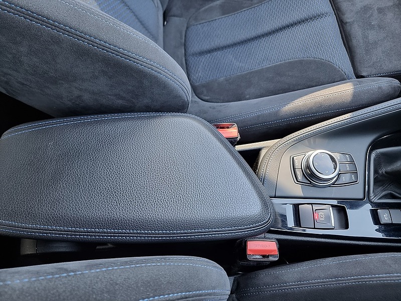 BMW X1 18d M Sport - U7420