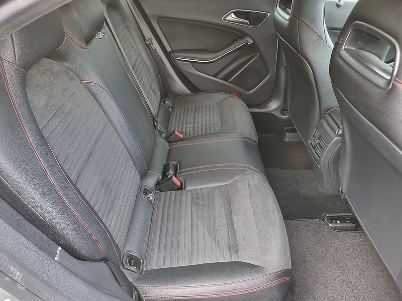 Mercedes-Benz CLA Class CLA220d AMG Sport - U7421