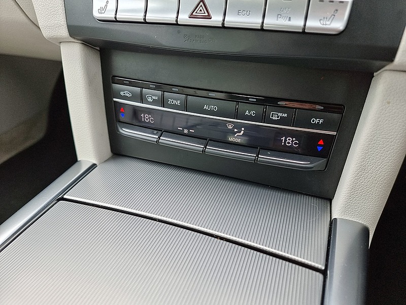 Mercedes-Benz E Class E350 V6 BlueTEC AMG Sport - U7428