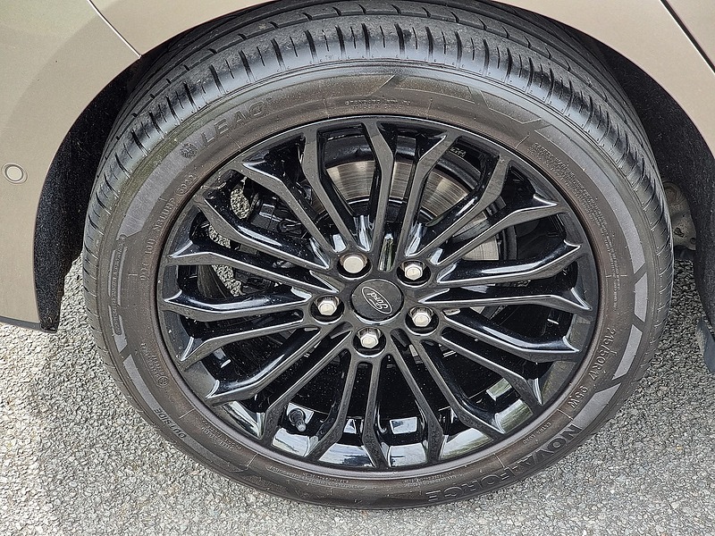 Ford Focus EcoBlue Titanium X - U7433