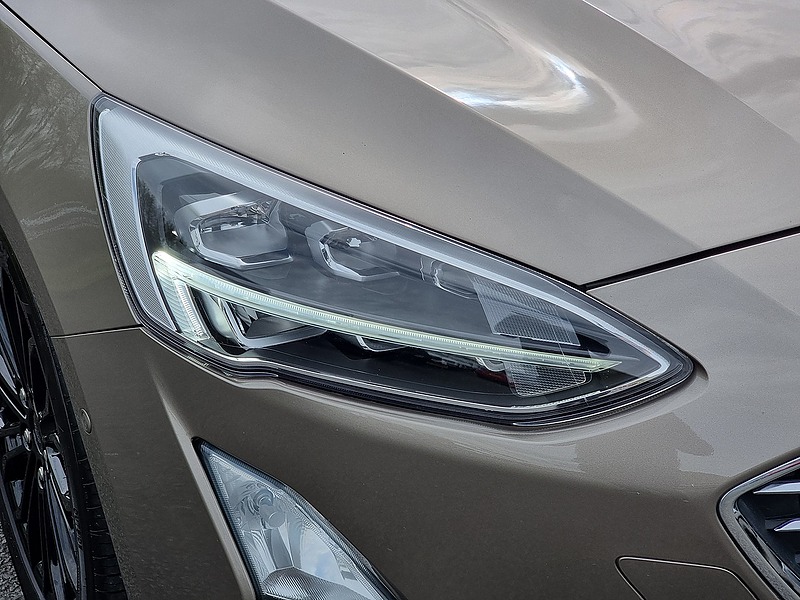 Ford Focus EcoBlue Titanium X - U7433