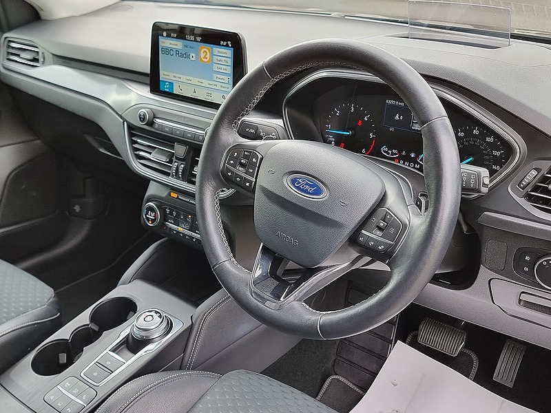 Ford Focus EcoBlue Titanium X - U7433