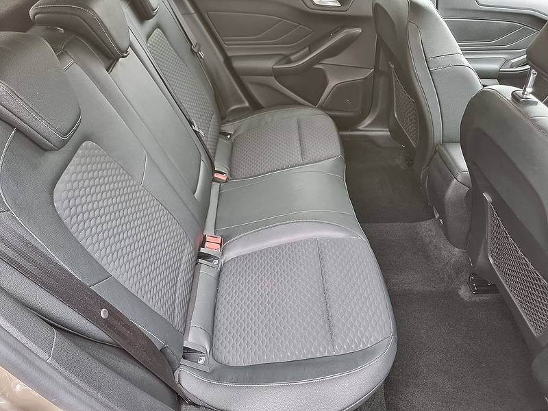 Ford Focus EcoBlue Titanium X - U7433