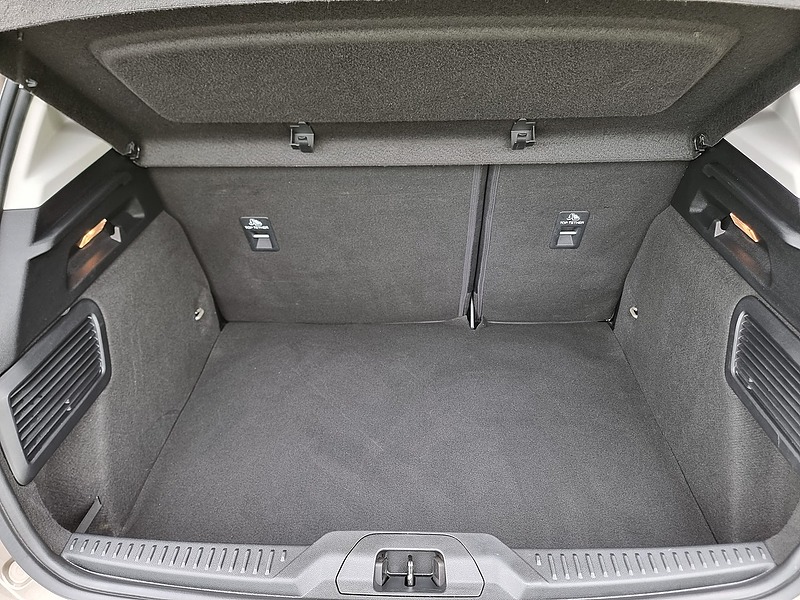 Ford Focus EcoBlue Titanium X - U7433