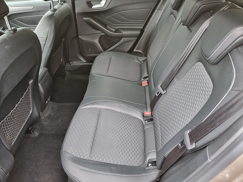 Ford Focus EcoBlue Titanium X - U7433