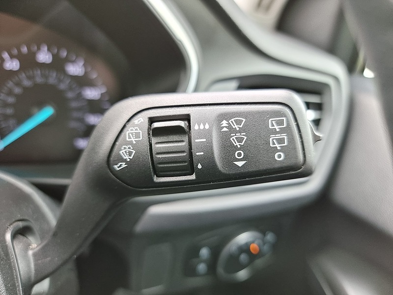 Ford Focus EcoBlue Titanium X - U7433