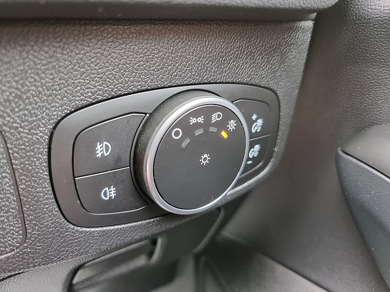 Ford Focus EcoBlue Titanium X - U7433