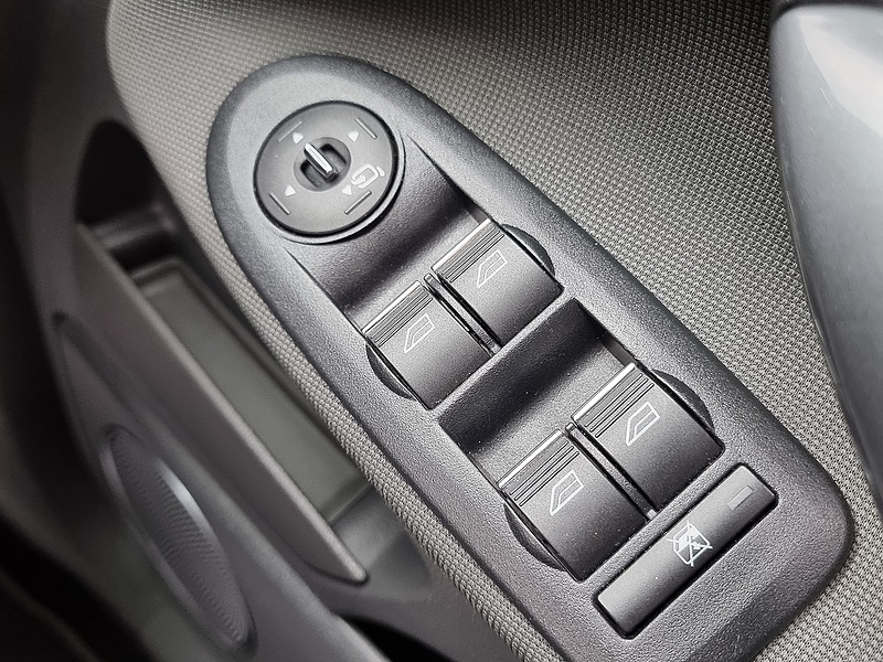 Ford Kuga TDCi Titanium - U7447