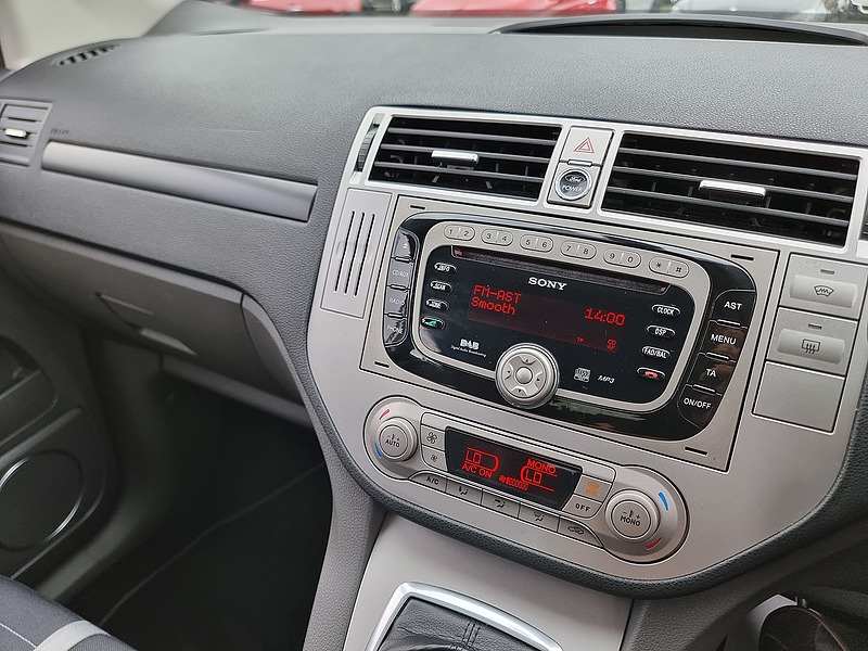 Ford Kuga TDCi Titanium - U7447