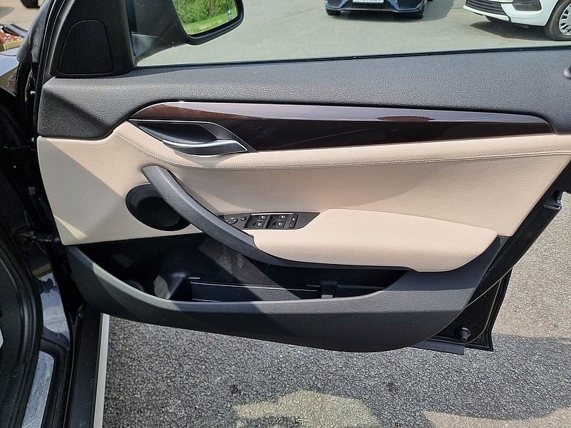 BMW X1 18d xLine - U7454