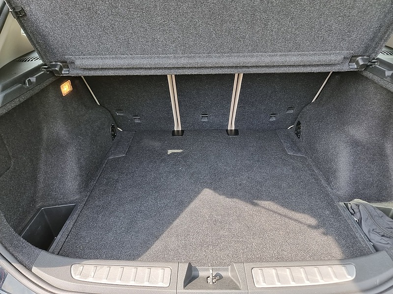 BMW X1 18d xLine - U7454