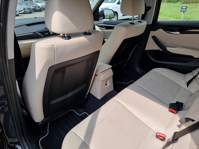 BMW X1 18d xLine - U7454