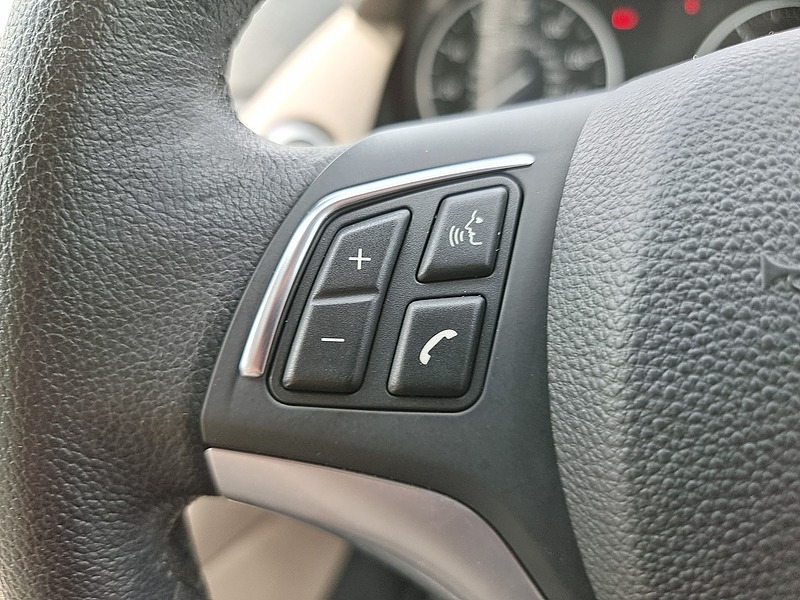 BMW X1 18d xLine - U7454