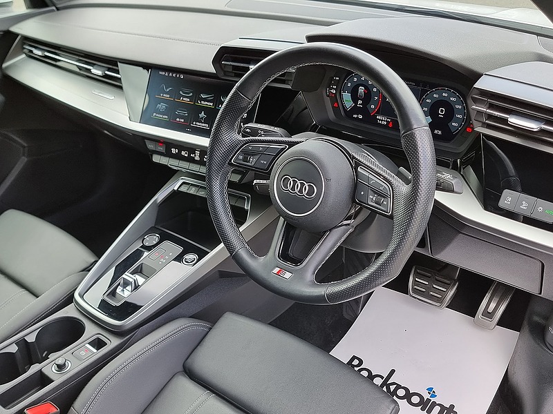Audi A3 TFSIe S line - U7457
