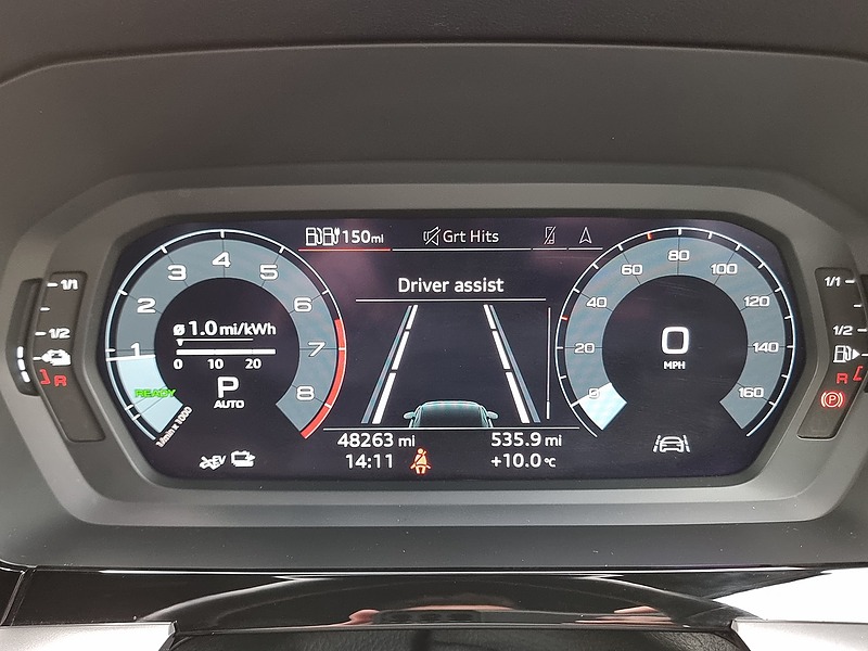 Audi A3 TFSIe S line - U7457