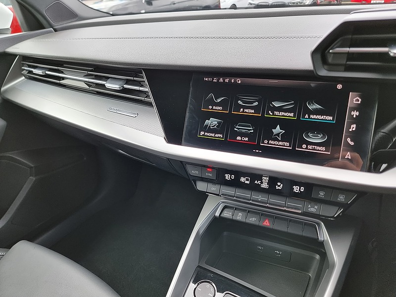 Audi A3 TFSIe S line - U7457