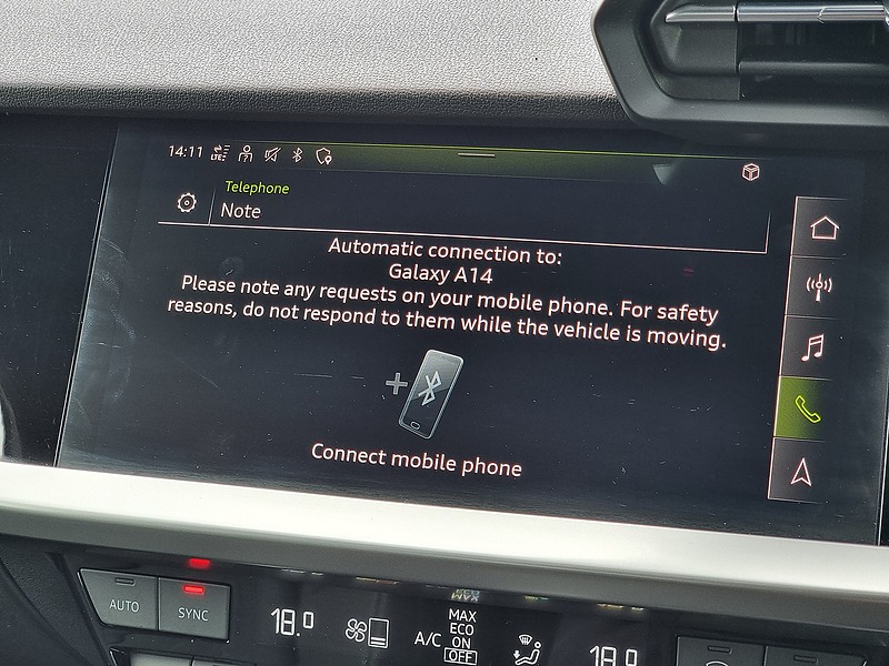 Audi A3 TFSIe S line - U7457
