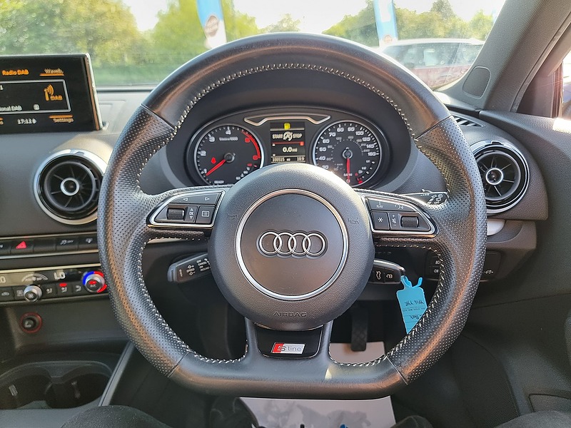 Audi A3 TDI S line - U7458