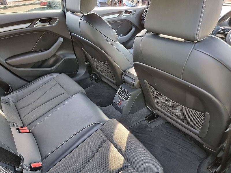 Audi A3 TDI S line - U7458