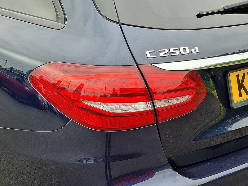 Mercedes-Benz C Class C250d AMG Line - U7464