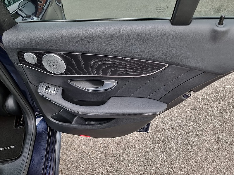Mercedes-Benz C Class C250d AMG Line - U7464