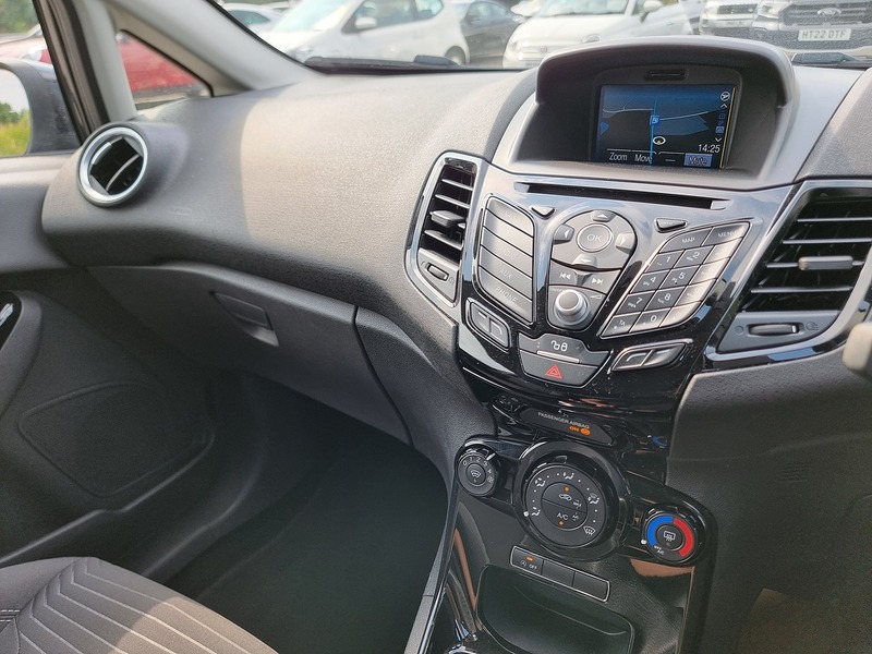 Ford Fiesta T EcoBoost Zetec - U7469