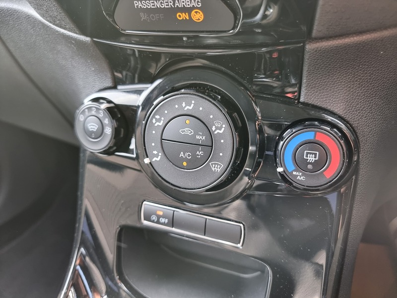 Ford Fiesta T EcoBoost Zetec - U7469