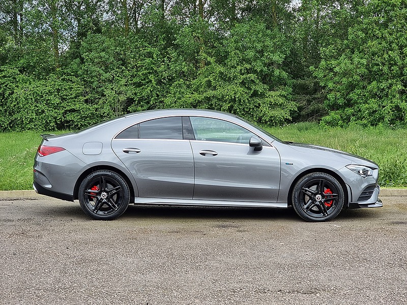 Mercedes-Benz CLA Class CLA250e AMG Line - U7480
