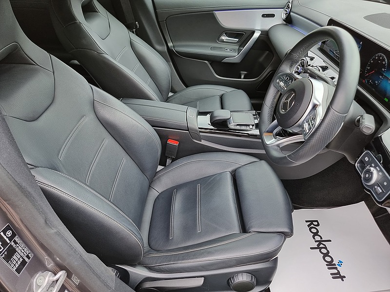 Mercedes-Benz CLA Class CLA250e AMG Line - U7480
