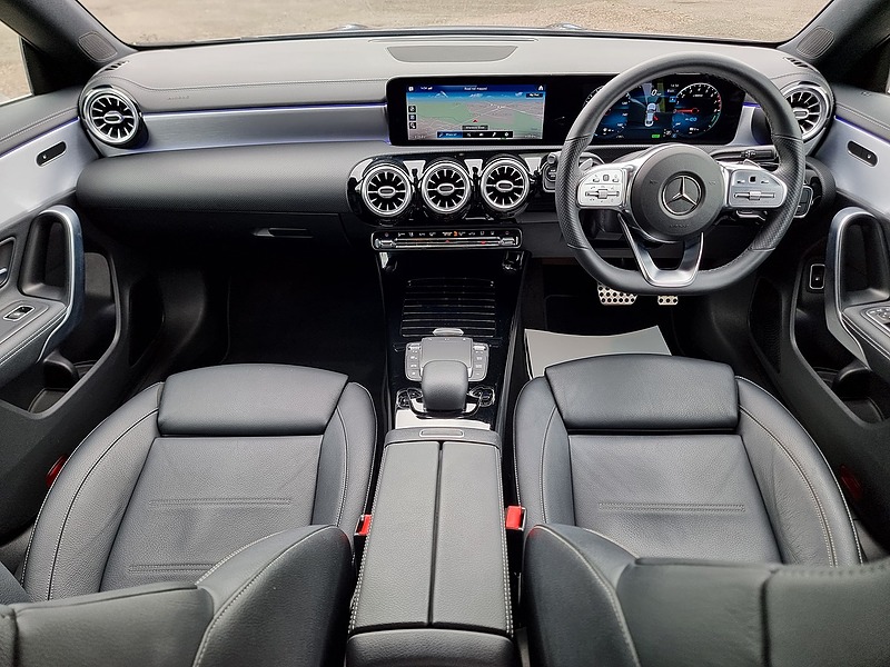 Mercedes-Benz CLA Class CLA250e AMG Line - U7480