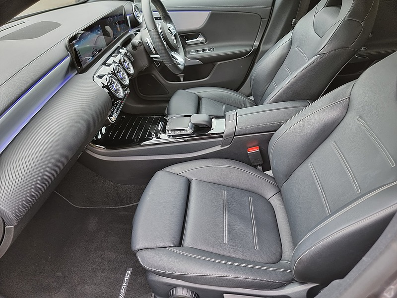 Mercedes-Benz CLA Class CLA250e AMG Line - U7480