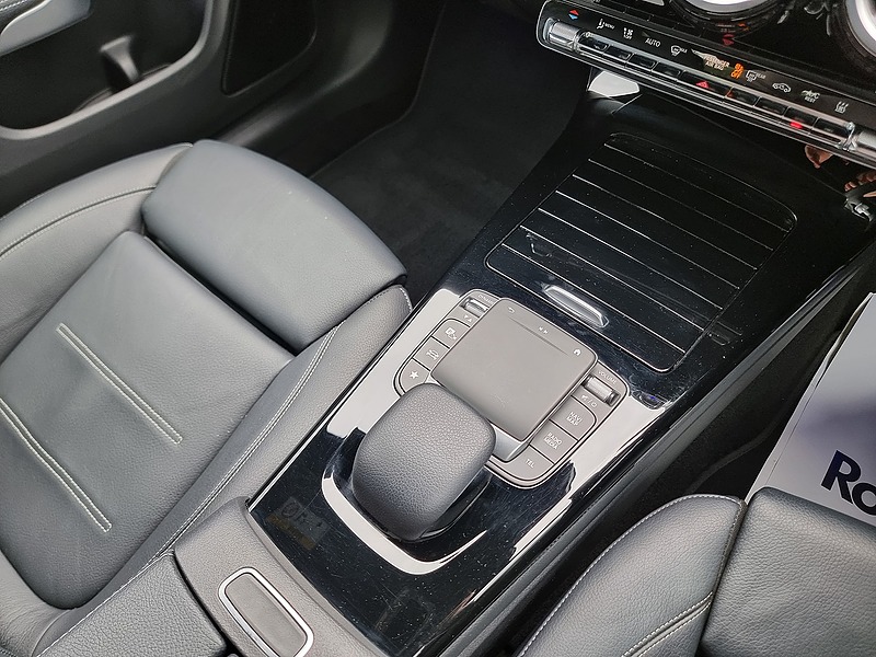 Mercedes-Benz CLA Class CLA250e AMG Line - U7480