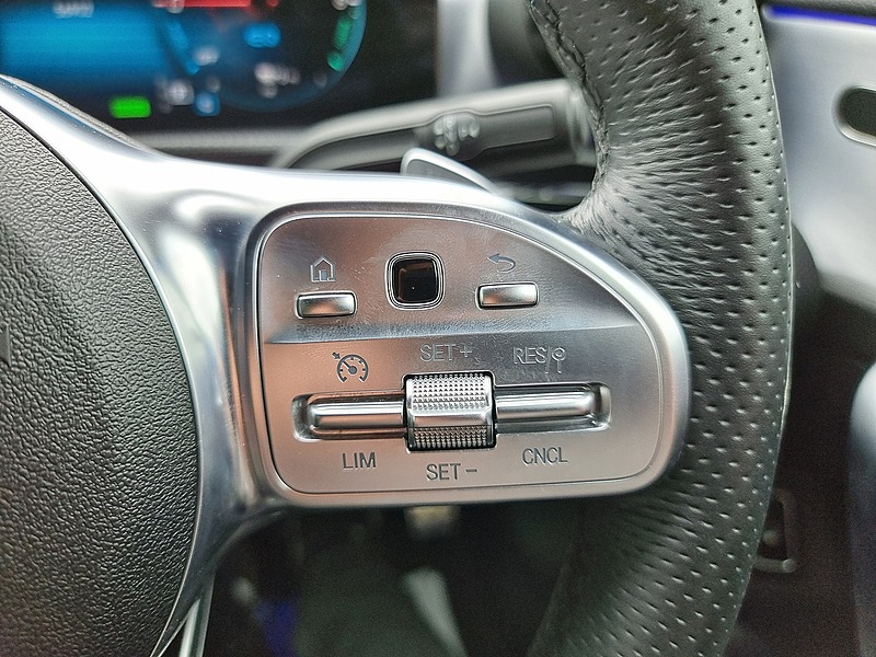 Mercedes-Benz CLA Class CLA250e AMG Line - U7480