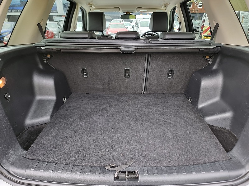 Land Rover Freelander 2 SD4 XS - U7482