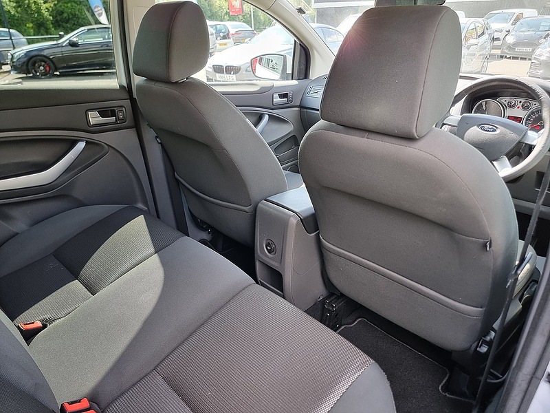 Ford Kuga TDCi Zetec - U7487