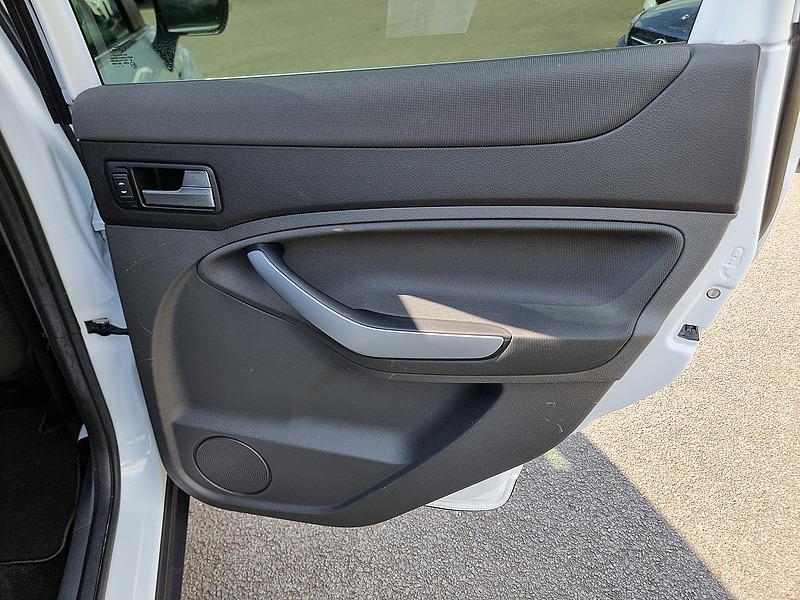 Ford Kuga TDCi Zetec - U7487