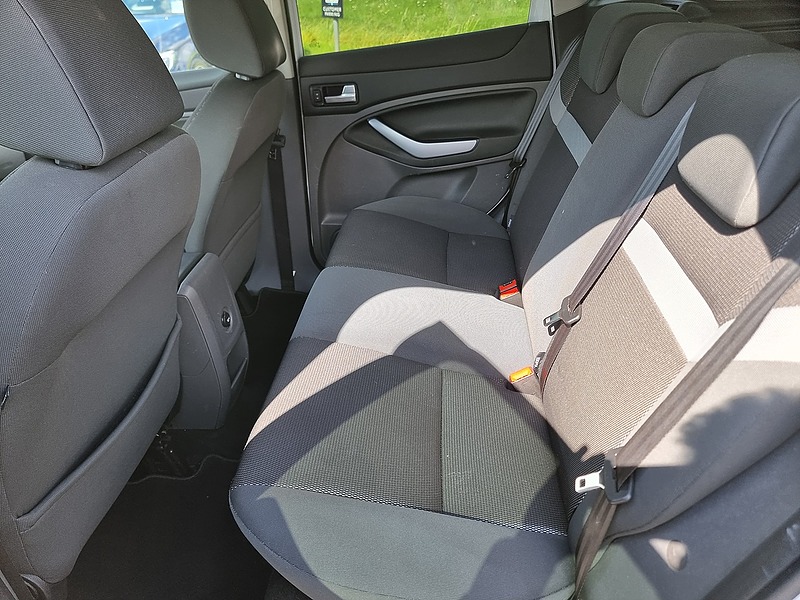 Ford Kuga TDCi Zetec - U7487