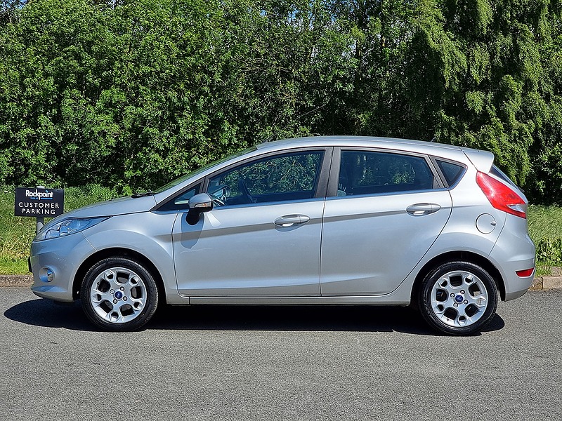 Ford Fiesta Zetec - U7495