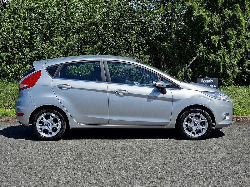 Ford Fiesta Zetec - U7495