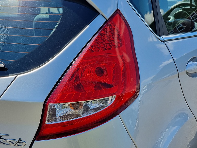 Ford Fiesta Zetec - U7495