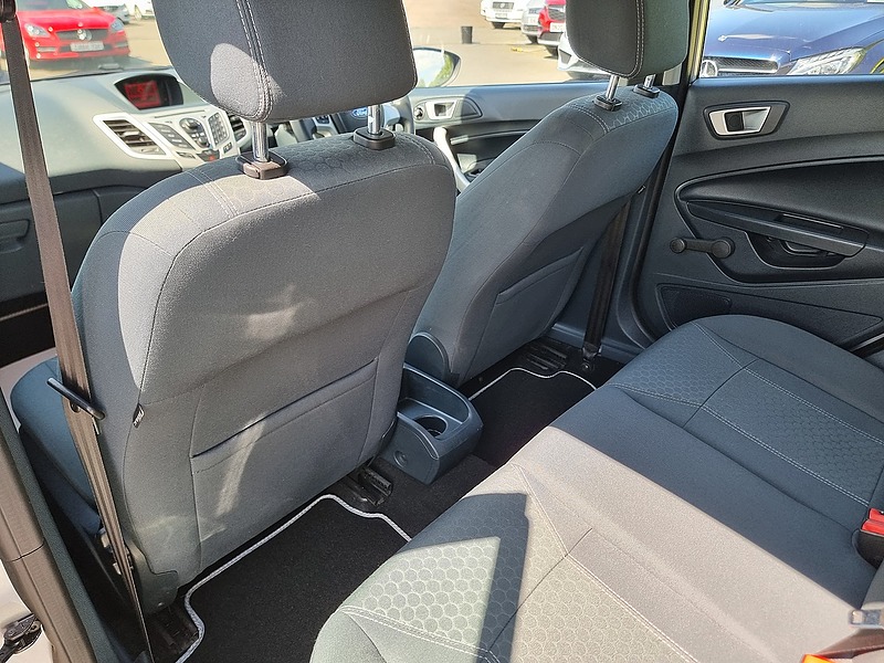 Ford Fiesta Zetec - U7495