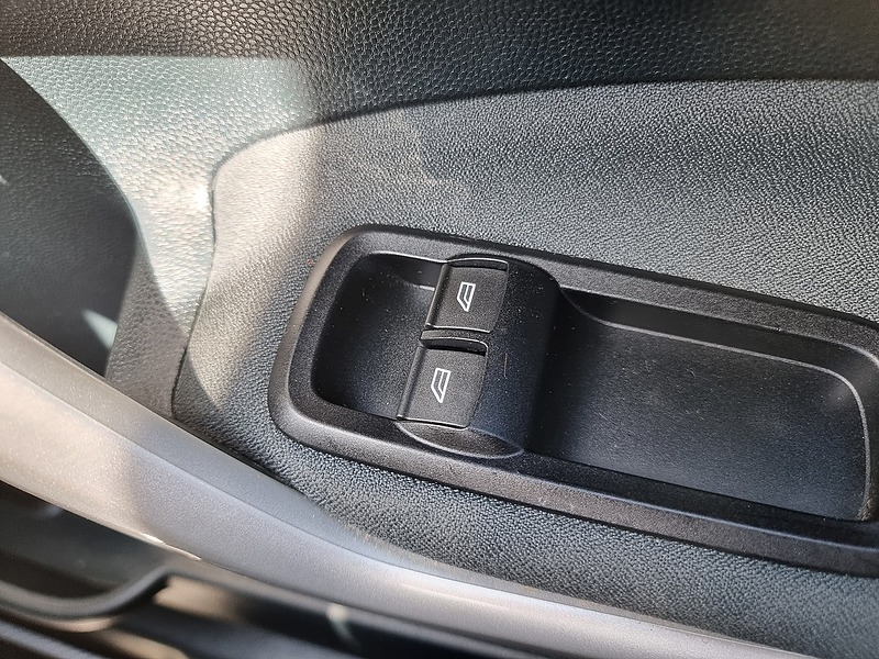 Ford Fiesta Zetec - U7495